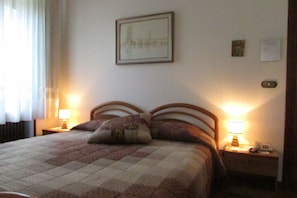 Double or Twin Room | Free cribs/infant beds