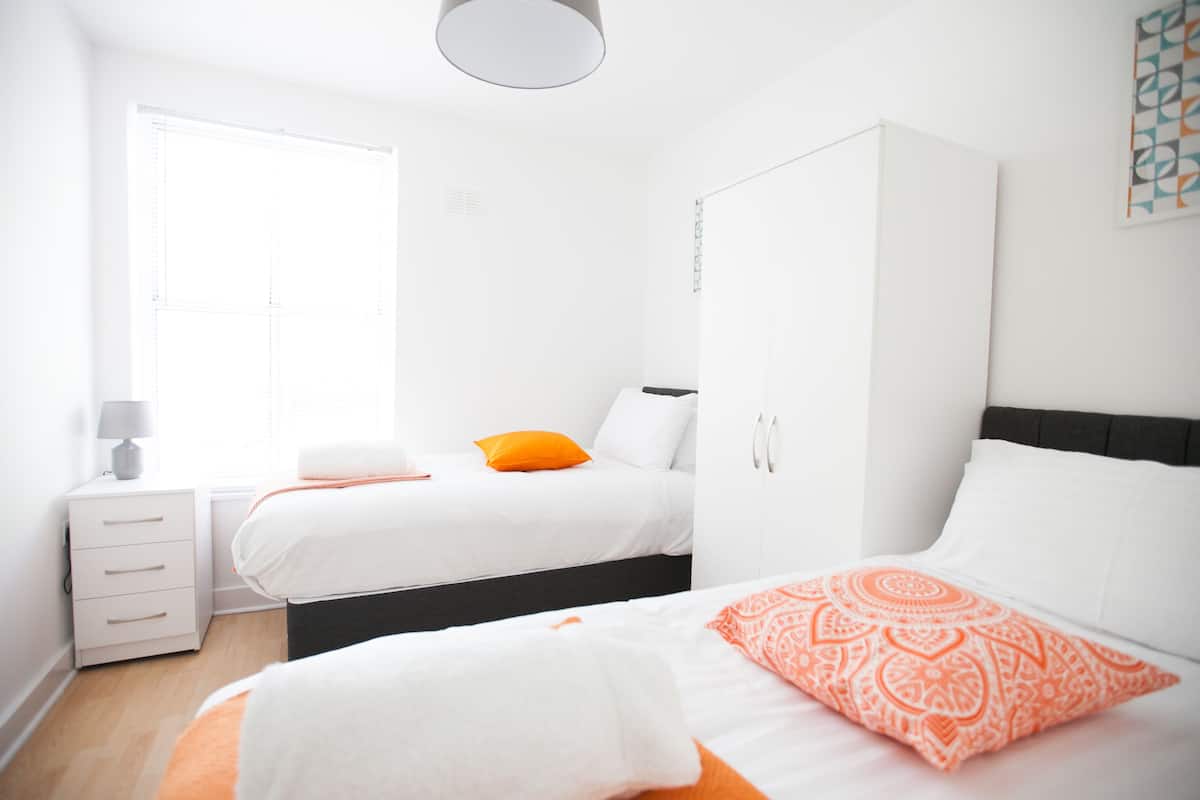 Apartment, 2 Bedrooms (Palmerston D)