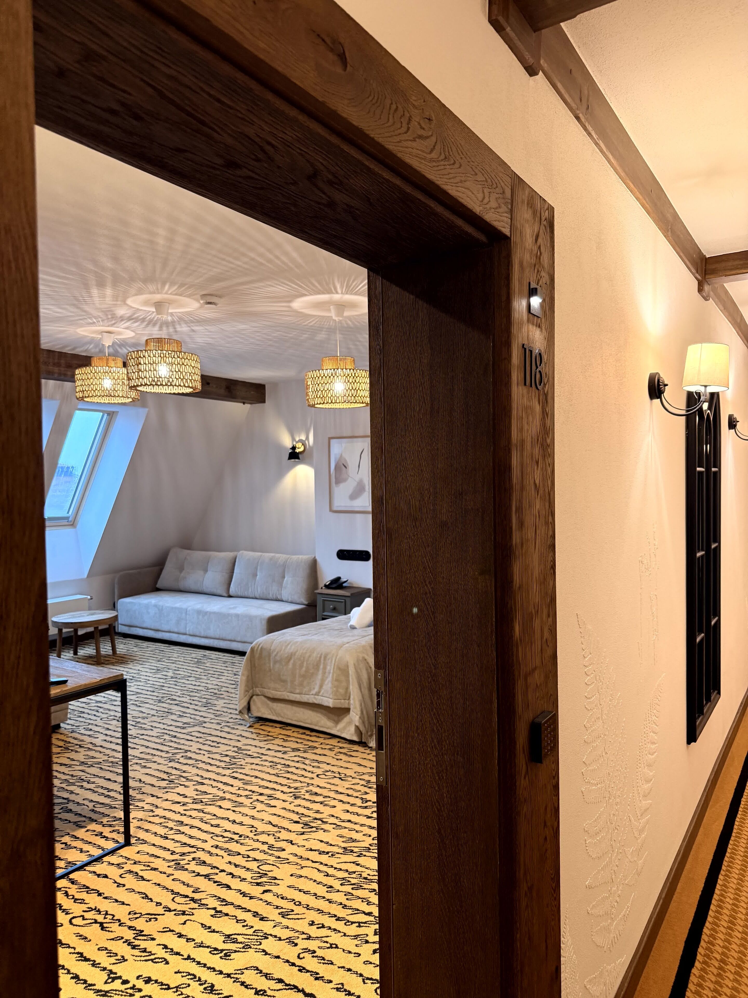 Deluxe Room | Premium bedding, laptop workspace, blackout drapes, free WiFi