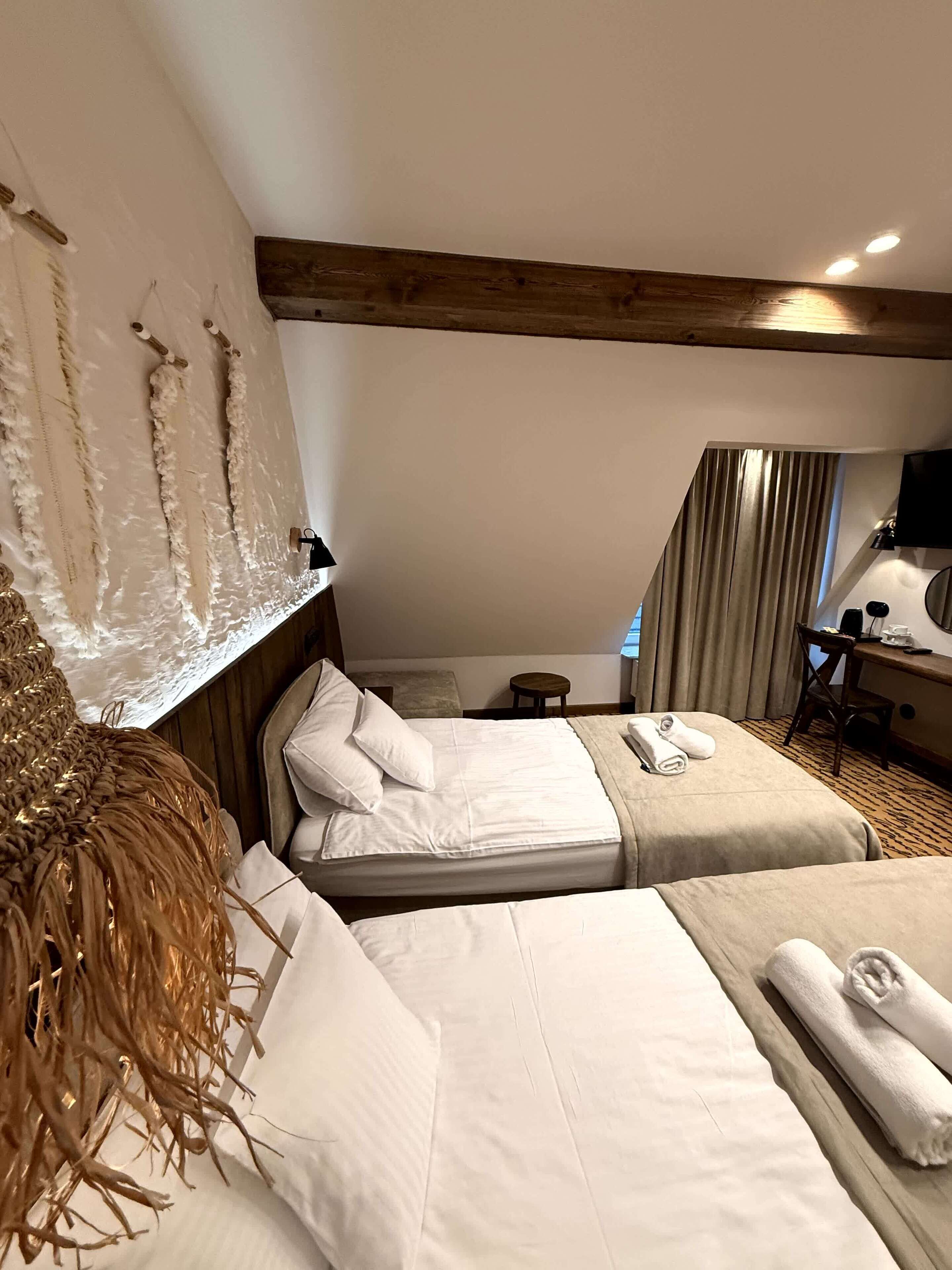 Deluxe Room | Premium bedding, laptop workspace, blackout drapes, free WiFi