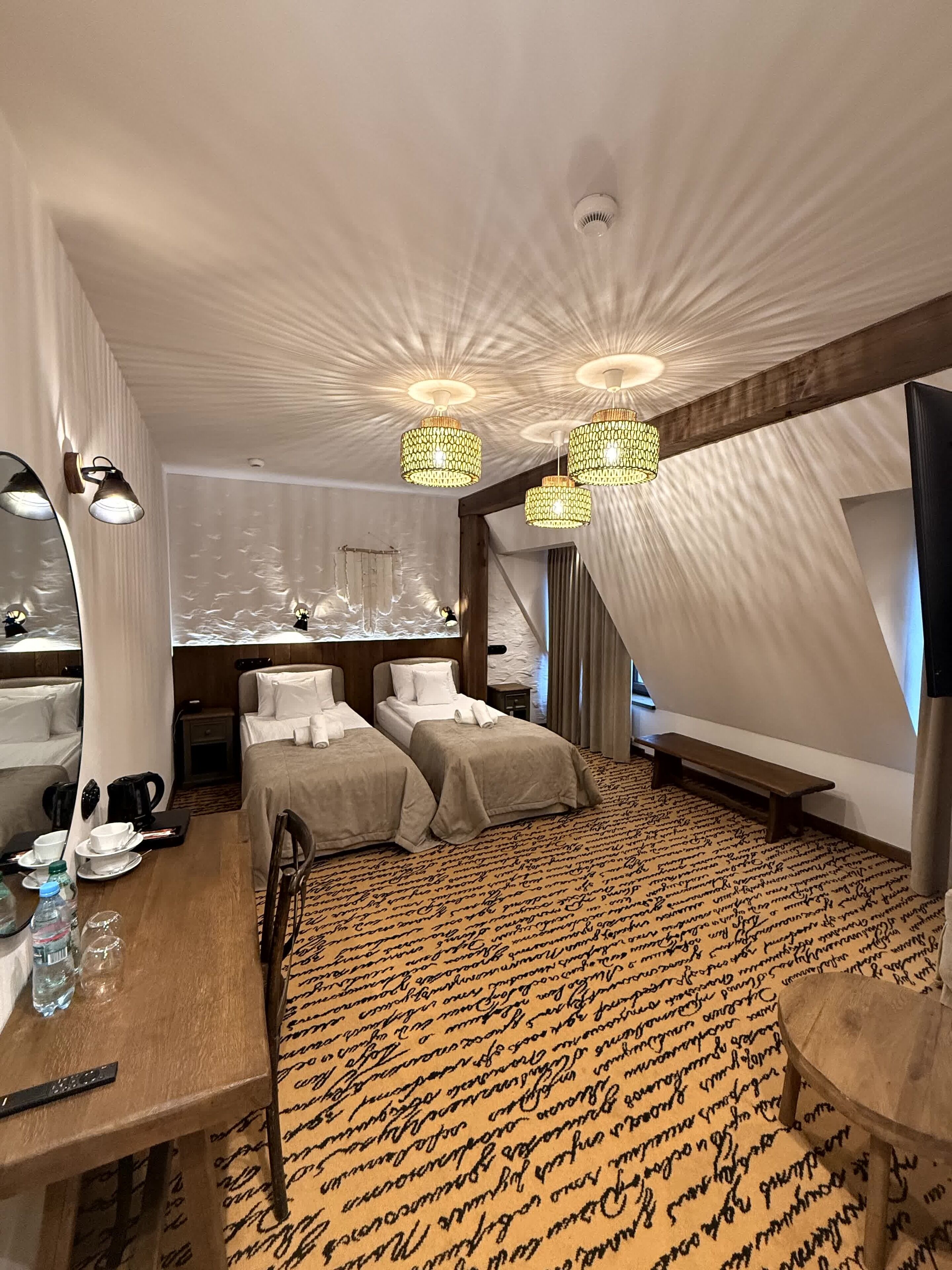 Deluxe Room | Premium bedding, laptop workspace, blackout drapes, free WiFi