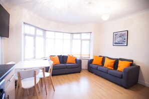 Apartment, 3 Bedrooms | Living room | Flat-screen TV - St James Apartments (Southampton)