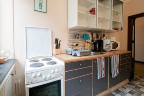 Microwave, oven, stovetop, electric kettle