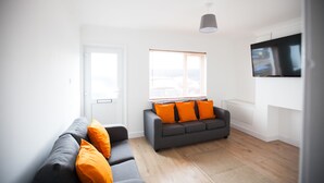 Flat-screen TV - Queen Victoria House (Southampton)