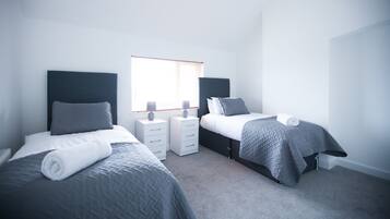 Desk, iron/ironing board, free WiFi, bed sheets