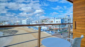 Deluxe tweepersoonskamer, balkon, uitzicht op oceaan | Terras