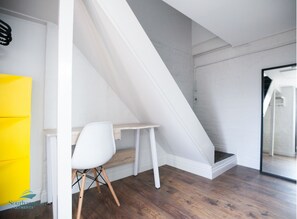 Appartement, 1 chambre (B) | Aire de séjour | Téléviseur connecté, Netflix