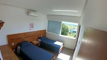 House, 5 Bedrooms | Free WiFi
