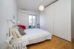 2 bedrooms, free WiFi, bed sheets - Cuoco (Milan)