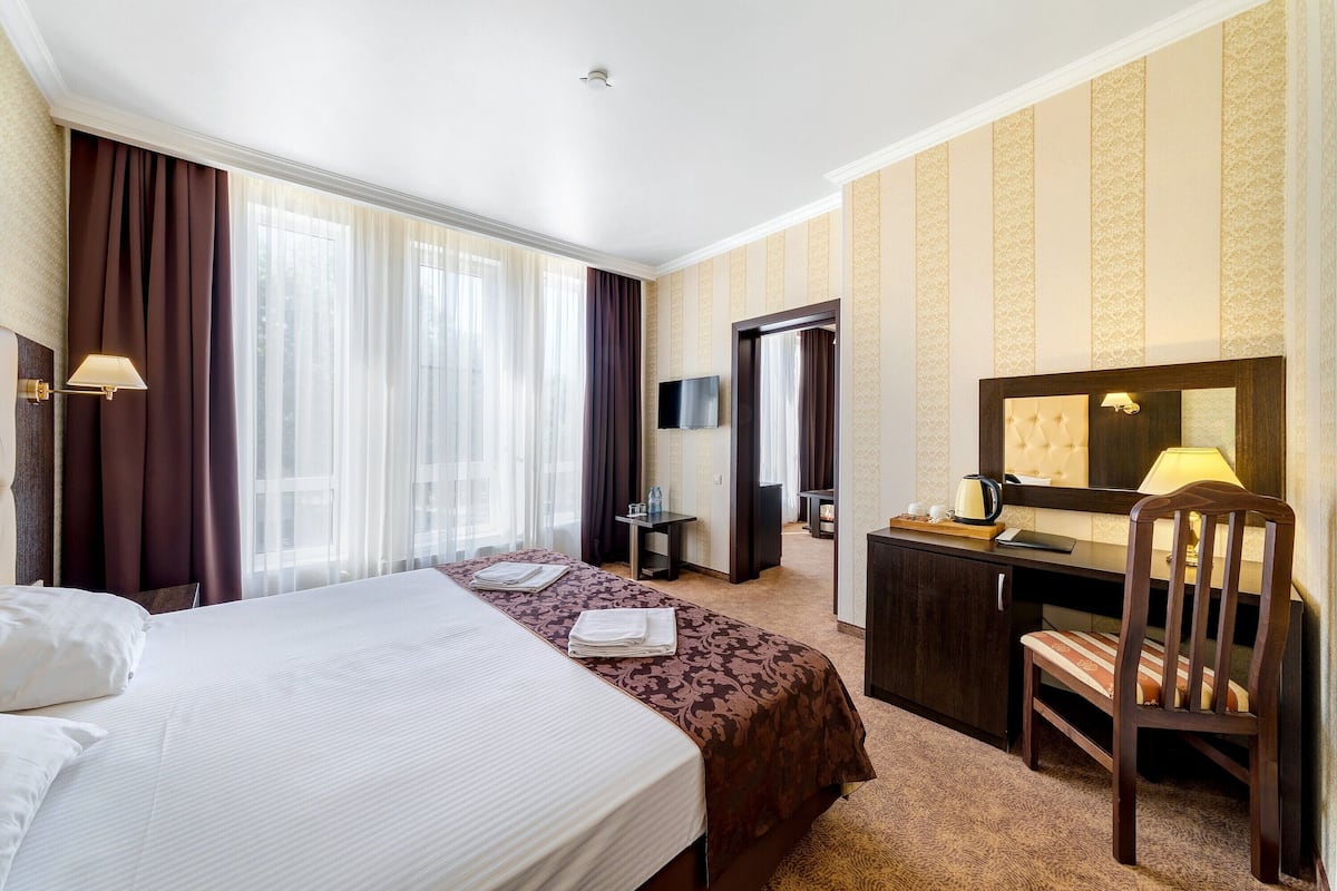 Deluxe-Zimmer | 1 Schlafzimmer, Minibar, Zimmersafe, Schreibtisch