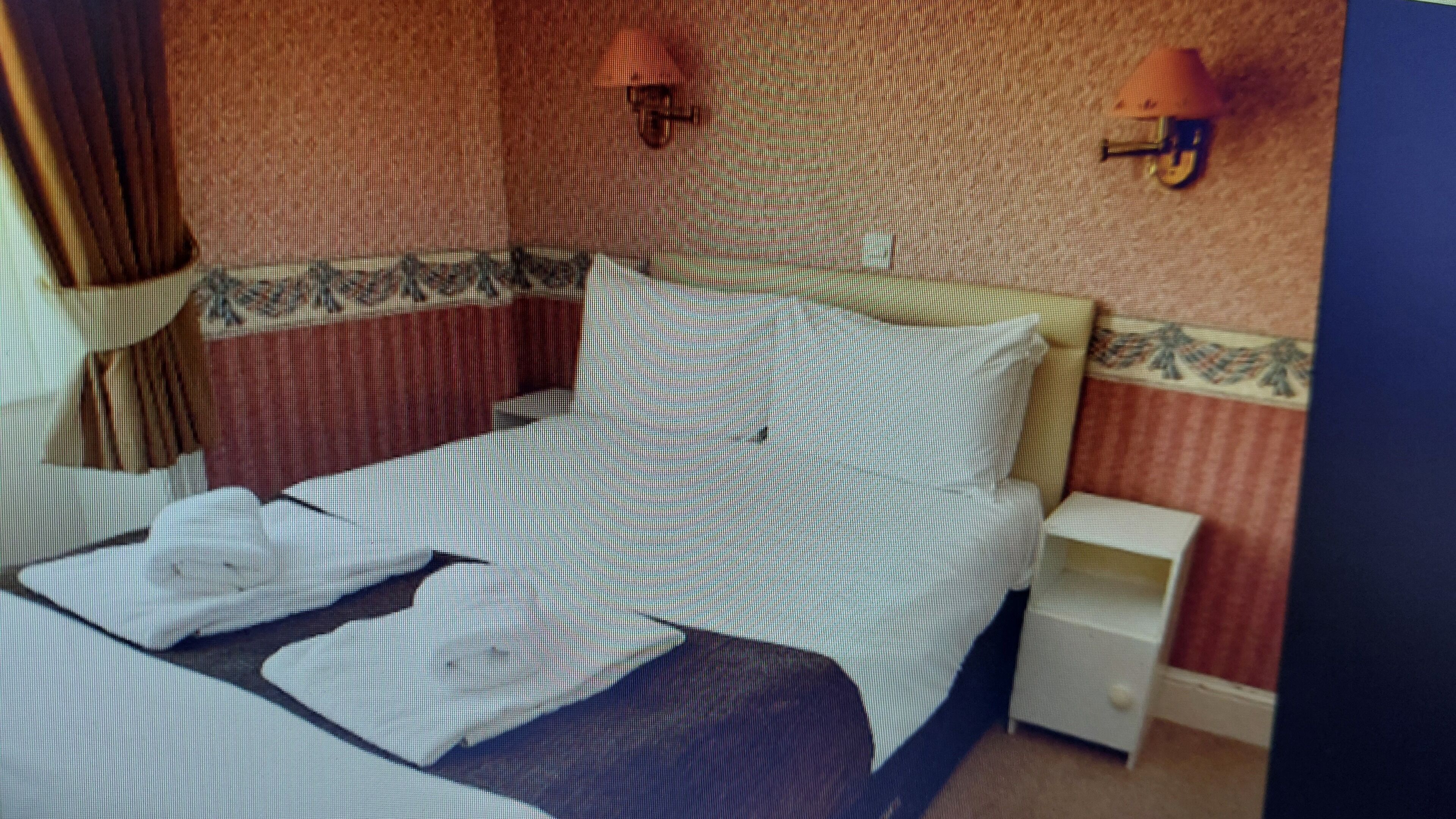 double room, 1 double bed, non smoking | iron/ironing board, bed sheets