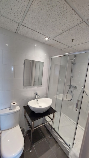 Side Sea View- Double Room | Bathroom | Shower, towels