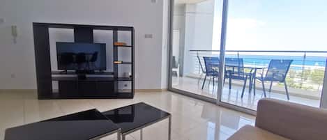 Appartement, 1 chambre | Coin séjour | Télévision à écran plat