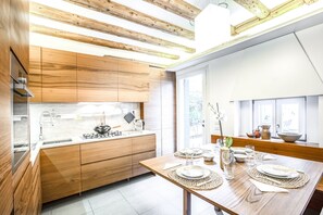 Appartement, 1 chambre, vue canal | Cuisine privée
