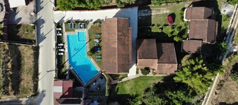 Alex Katerina Apartments