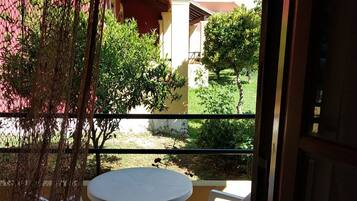 Studio | Terrace/patio