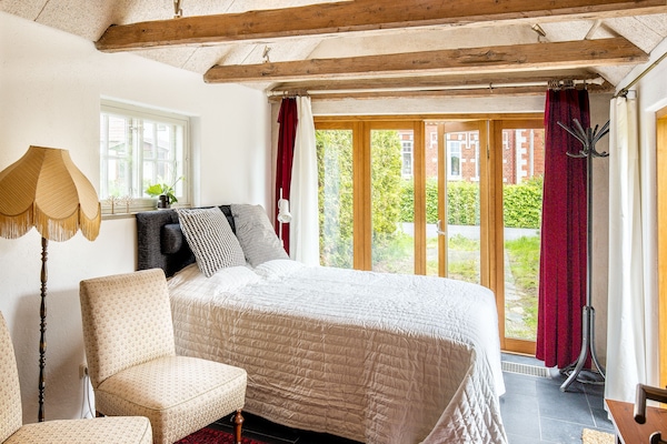 Deluxe Room | Living area