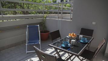 Appartement, 1 chambre | Balcon