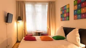 Design Double Room | Individually decorated, blackout curtains, soundproofing