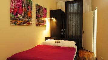 Design-Doppelzimmer | Individuell dekoriert, Verdunkelungsvorhänge, schallisolierte Zimmer