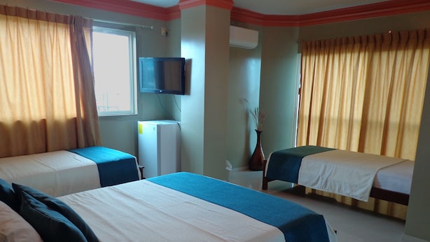 Kamar Quadruple Keluarga, Beberapa Tempat Tidur, Bebas Asap Rokok, pemandangan laut