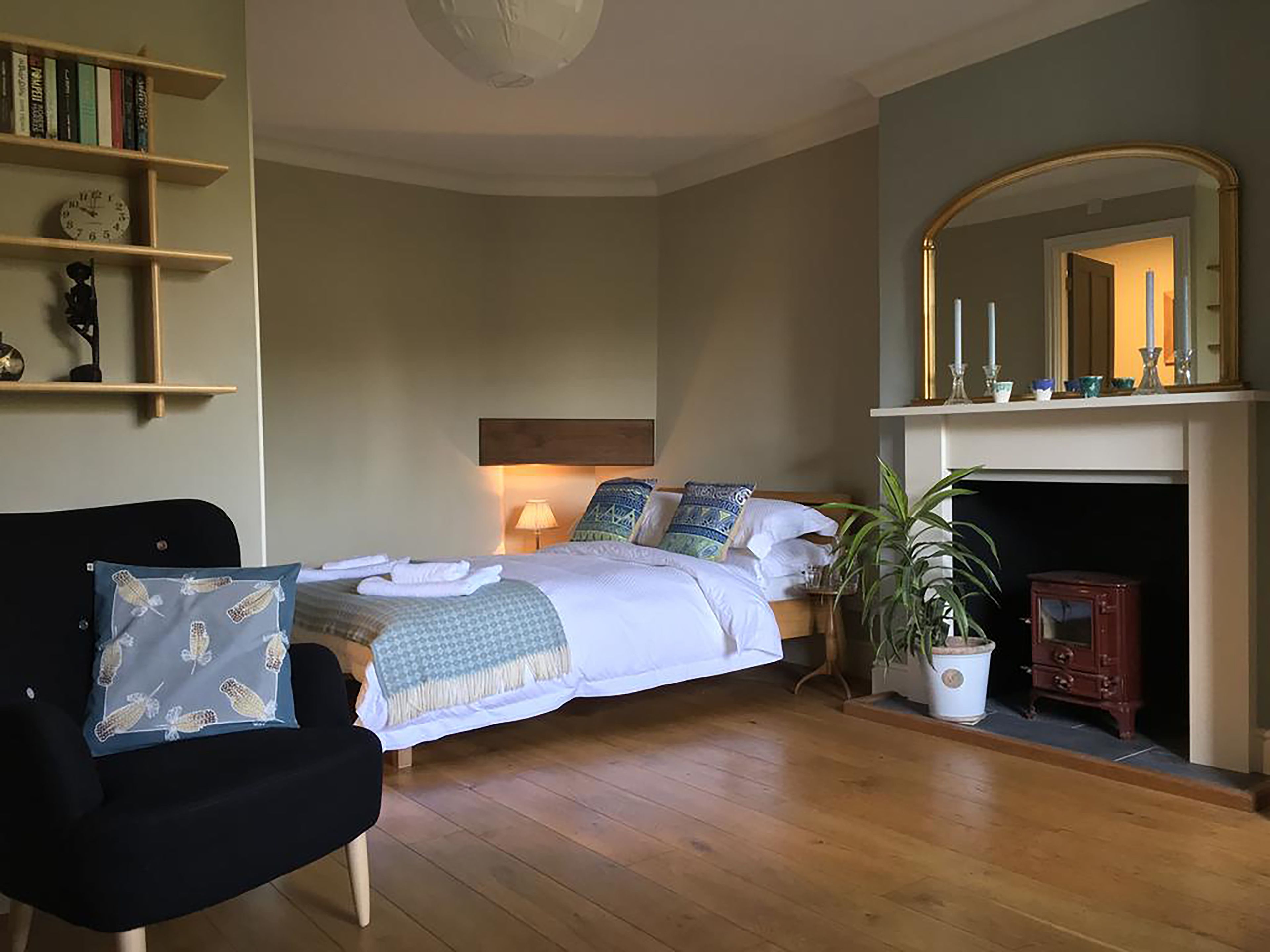 Deluxe-Doppelzimmer, 1 Doppelbett, Nichtraucher, Gartenblick | Allergikerbettwaren, Verdunkelungsvorhänge, Bügeleisen/Bügelbrett