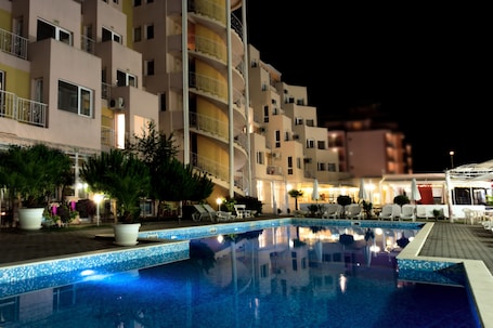 Front of property - evening/night