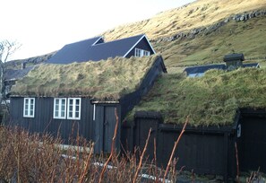 Front of property - visitHOMES í Framminum (Kollafjørður)