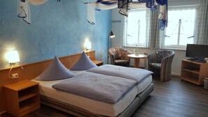 Tweepersoonskamer | Een strijkplank/strijkijzer, extra bedden, gratis wifi, beddengoed