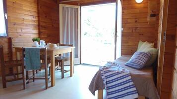 Chalet, 2 Bedrooms (5 Pers) | Living area