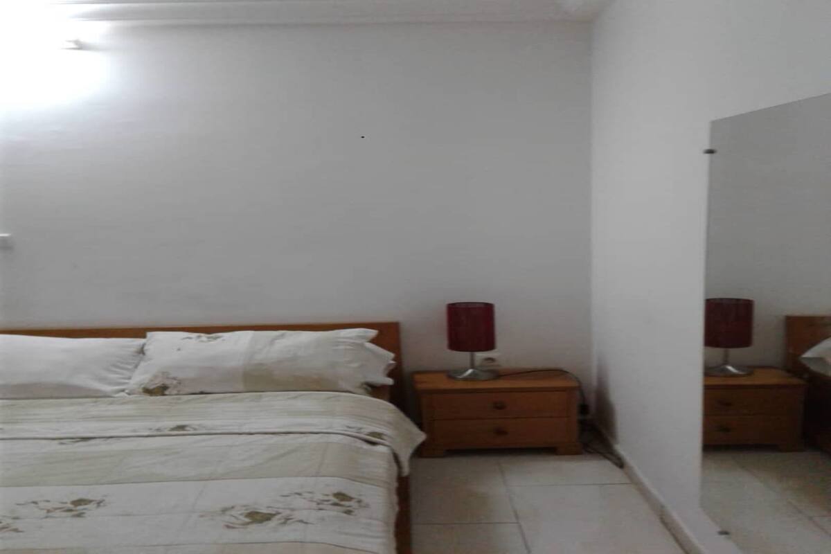 Kamar Mewah, 1 Tempat Tidur Queen, Bebas Asap Rokok | Minibar, meja kerja, tirai kedap cahaya, dan Wi-Fi gratis