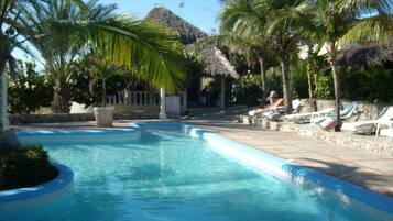 Outdoor pool, sun loungers