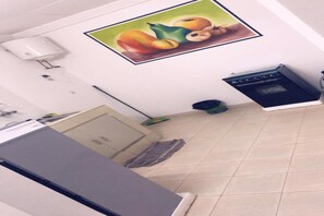 Tủ lạnh, lò vi sóng, lò nướng, bếp nấu 