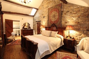 The Lune (Super King-size Ensuite)