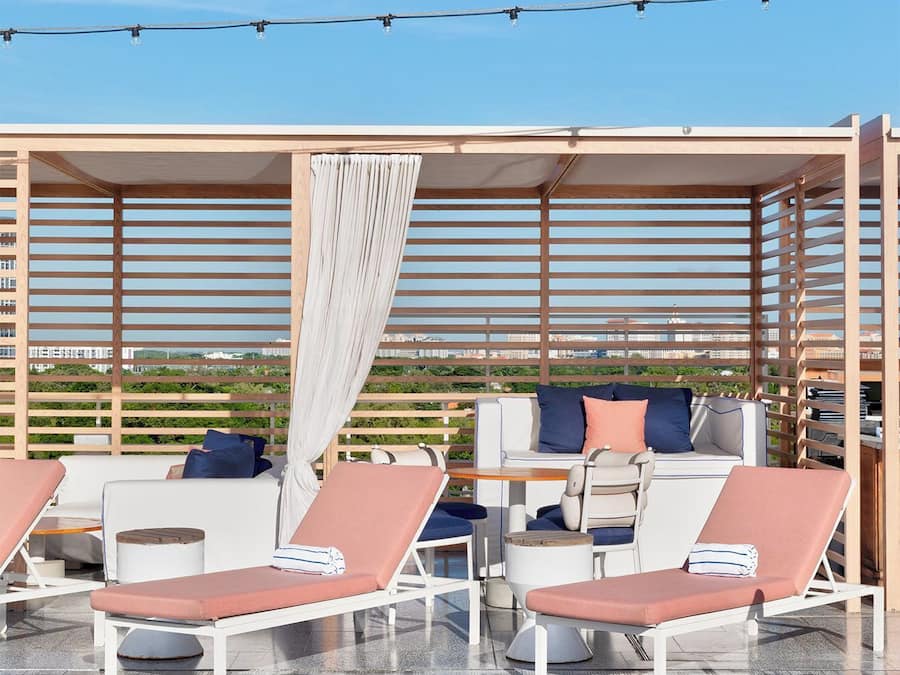 Piscina a l'aire lliure