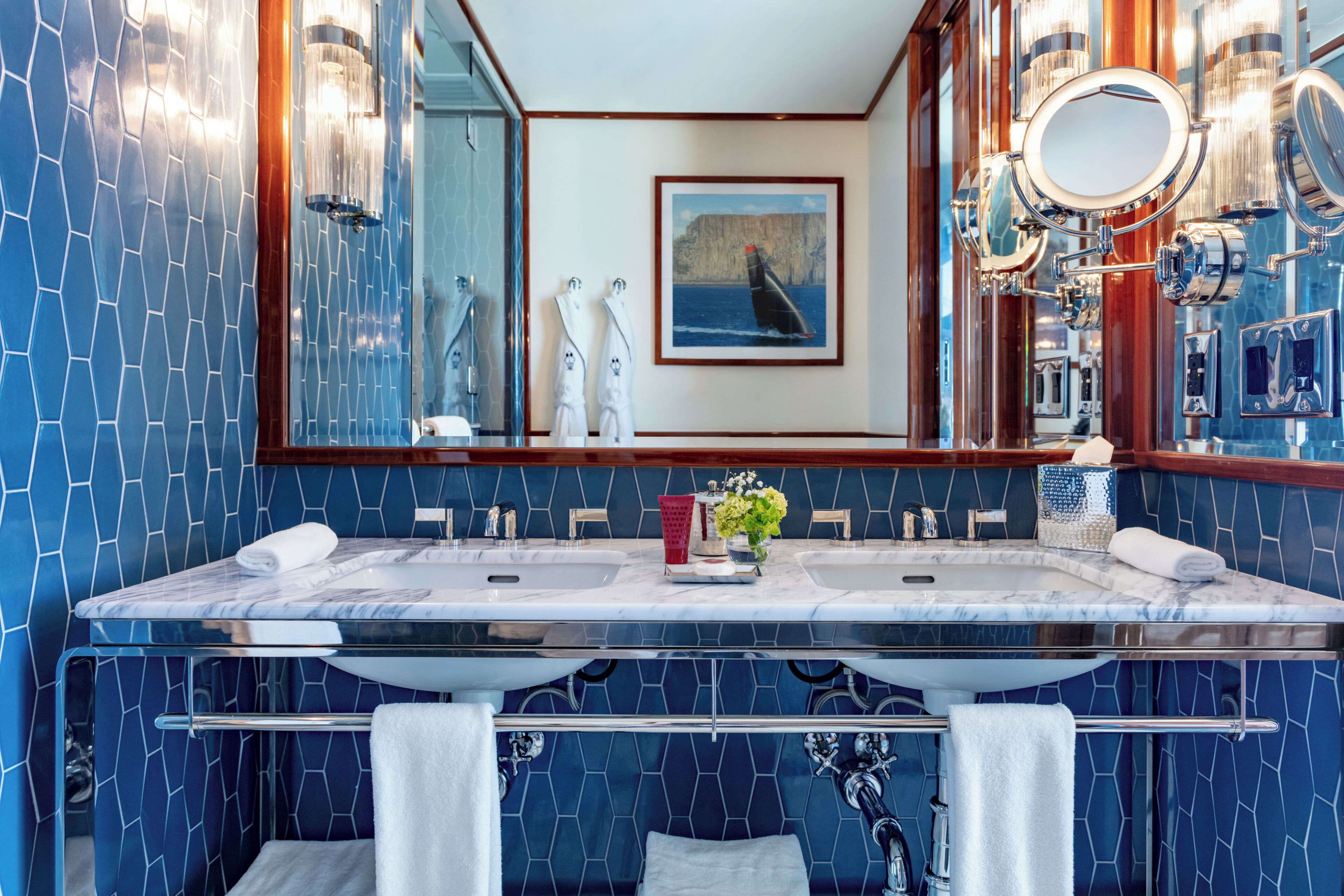 Presidential Suite, 2 Bedrooms | Bathroom | Shower, designer toiletries, hair dryer, bathrobes