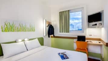 Apartamento standard, 1 cama de casal | Frigobar, cofres nos quartos, escrivaninha, Wi-Fi de cortesia