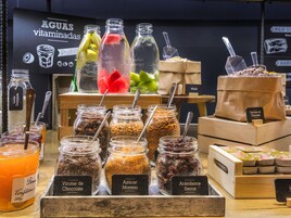 Desayuno buffet diario (BRL 58 por persona)