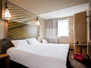 Minibar, in-room safe, desk, soundproofing - ibis Parauapebas (Parauapebas)