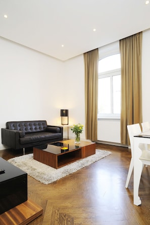 Comfort-huoneisto | Oleskelualue | Taulutelevisio