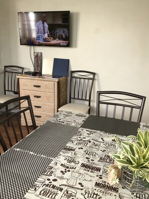 Dining - Darlmoor House (Prospect)