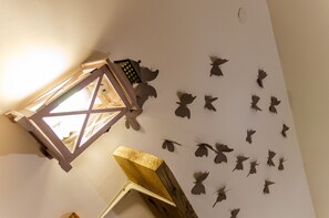 Coffres-forts dans les chambres, rideaux occultants