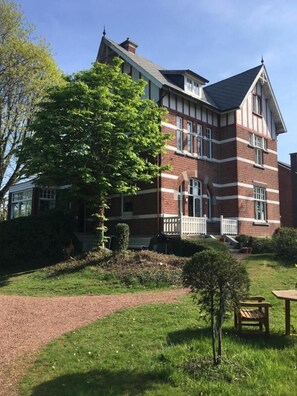 Exterior - Maison Stout (Hasselt)