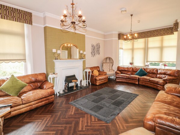 Luxury-Haus, Mehrere Betten, barrierefrei, Gartenblick | Wohnzimmer