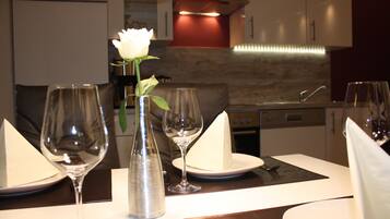 Deluxe Apartment, 1 King Bed, Accessible (incl. cleaning fee) | Room amenity