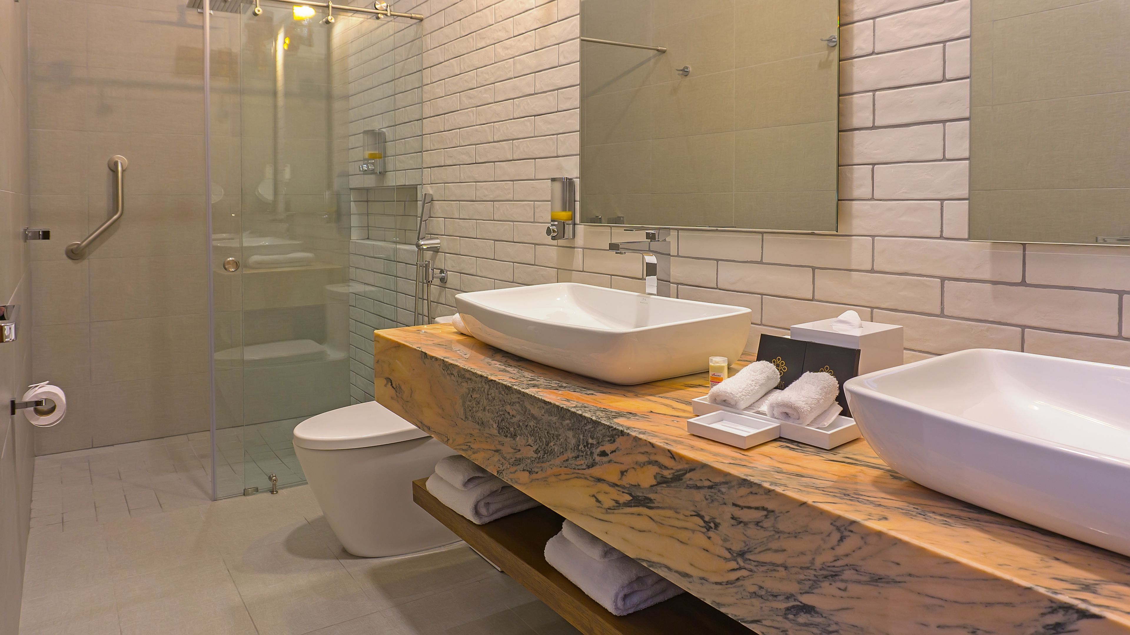 premium twin room | 1 bedroom, premium bedding, down duvets, pillow-top beds