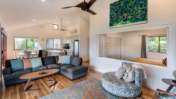 House, 2 Bedrooms, Non Smoking | Living area | Flat-screen TV, DVD player