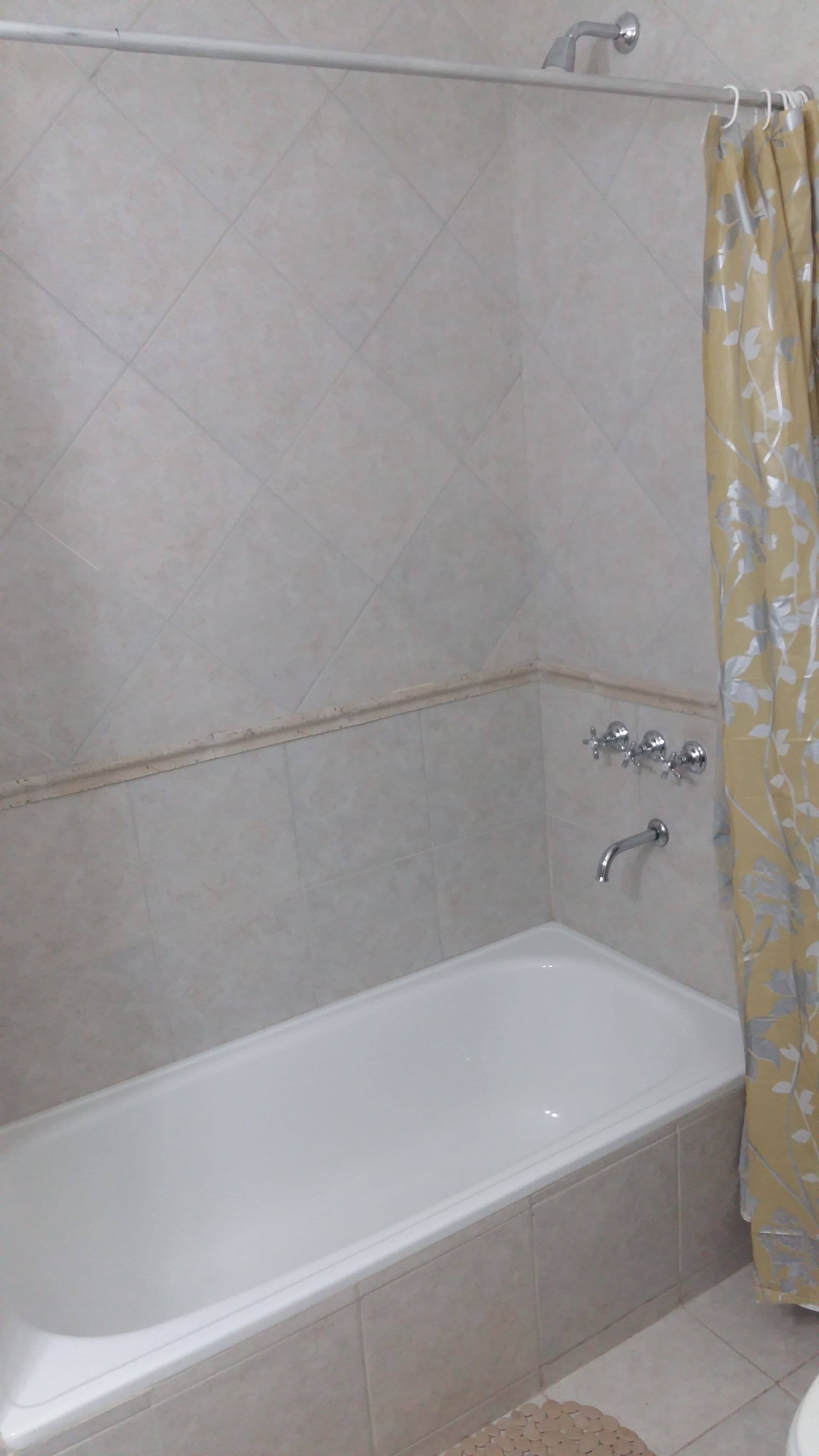 Appartement Familial, plusieurs lits, non-fumeur | Douche de la salle de bain