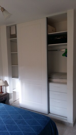 Departamento familiar, varias camas, para no fumadores | Servicios de la habitación