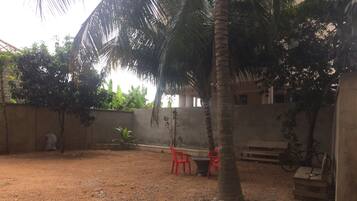 Deluxe Apartment, 3 Bedrooms, Non Smoking, Courtyard View | Courtyard view